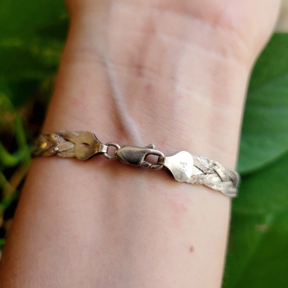 Vintage Dainty 925 Sterling Silver Italian Braided Herringbone Woven Bracelet - Picture 8 of 10